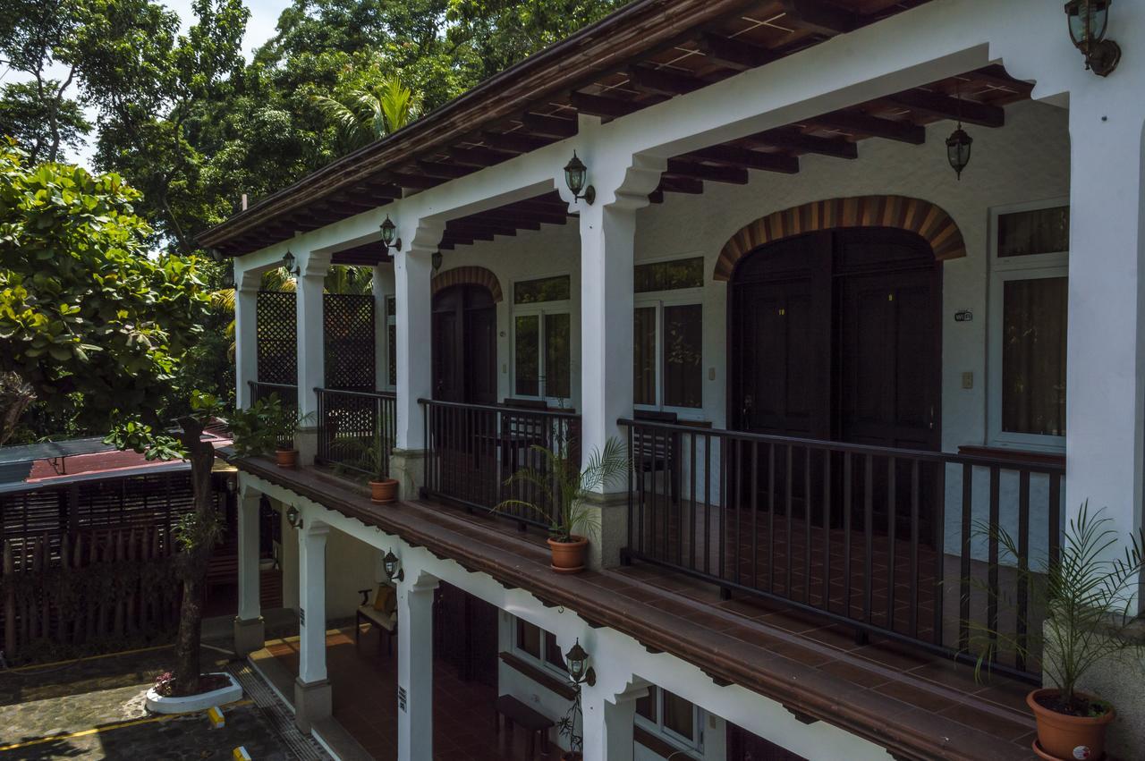 Casa Bourbon Hotel เรตาลูเลอ ภายนอก รูปภาพ