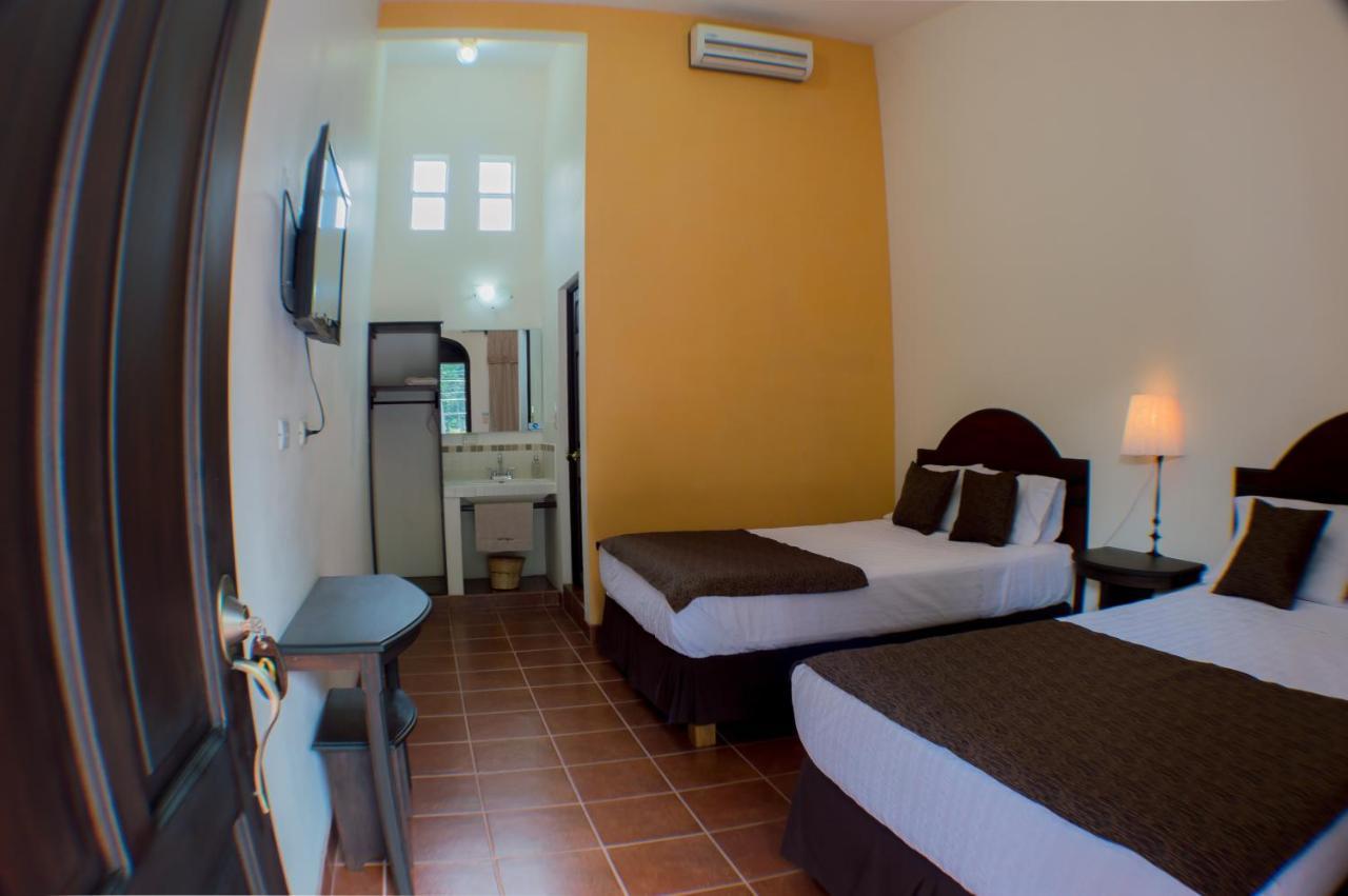 Casa Bourbon Hotel เรตาลูเลอ ภายนอก รูปภาพ
