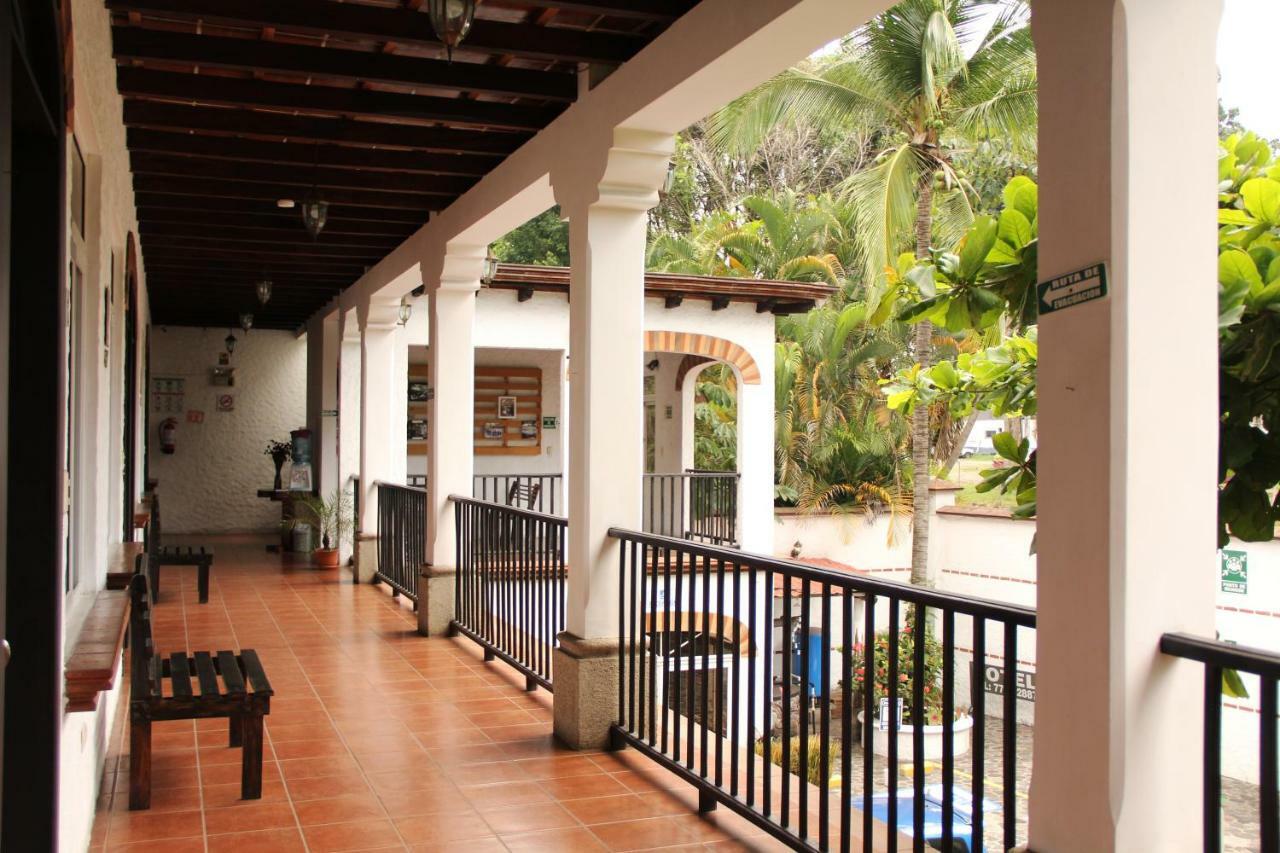 Casa Bourbon Hotel เรตาลูเลอ ภายนอก รูปภาพ